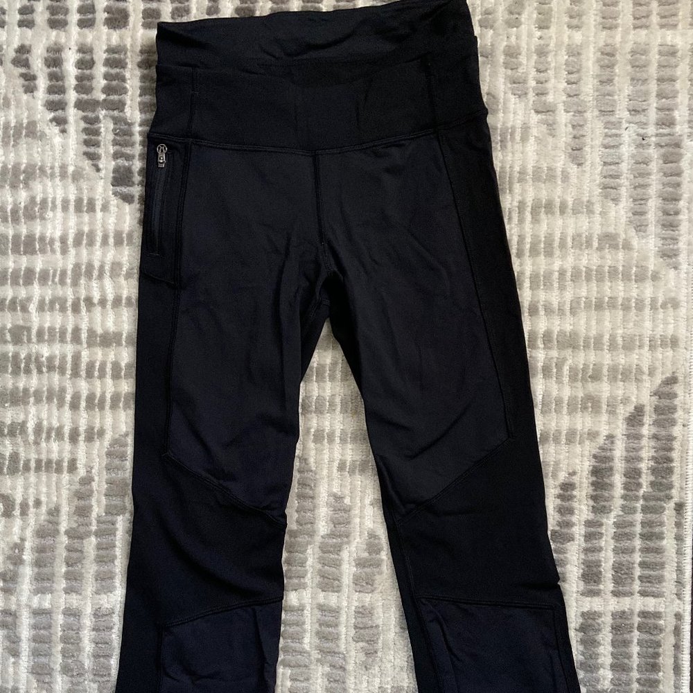 NWOT Black Lululemon Luxtreme Black Crops